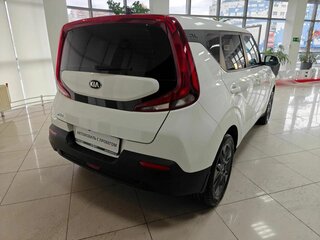 2020 Kia Soul III, белый, 1670000 рублей, вид 5