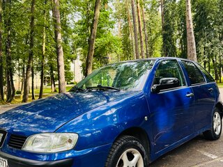 2001 SEAT Ibiza II Рестайлинг, синий, 190000 рублей, вид 2