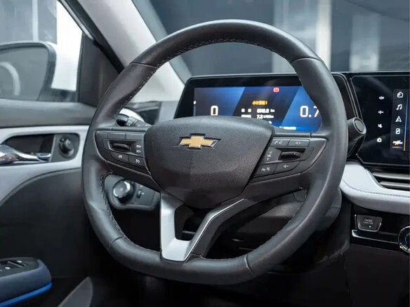 2023 Chevrolet Monza II Рестайлинг, белый - вид 13