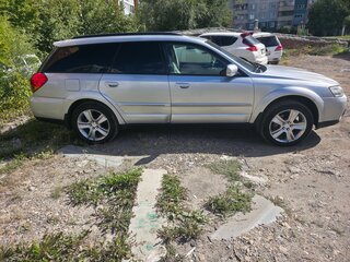 2005 Subaru Outback III, серебристый, 770000 рублей, вид 3