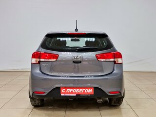 2017 Kia Rio III Рестайлинг, серый, 935000 рублей, вид 5