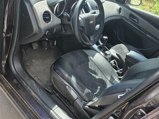 2013 Chevrolet Cruze I Рестайлинг, коричневый, 850000 рублей, вид 3