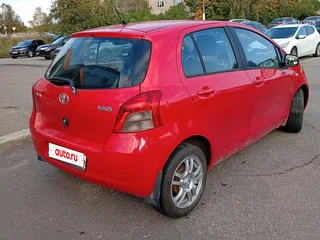 2006 Toyota Yaris II, красный, 380000 рублей, вид 3
