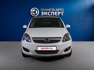 2013 Opel Zafira B Рестайлинг, белый, 799000 рублей, вид 2