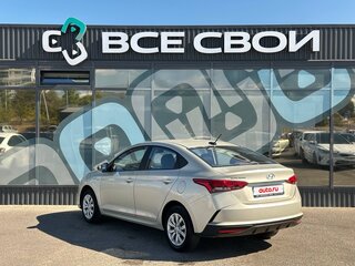 2020 Hyundai Solaris II Рестайлинг, бежевый, 1490000 рублей, вид 3