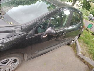2008 Peugeot 308 I, чёрный, 225000 рублей, вид 3