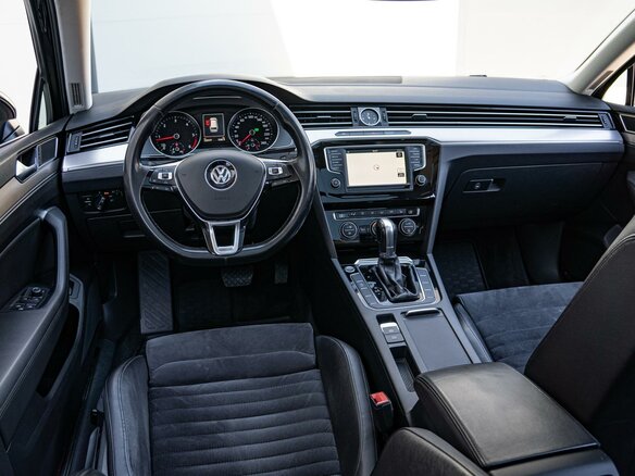 2016 Volkswagen Passat B8, чёрный, 1970000 рублей - вид 5