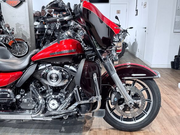 2011 Harley-Davidson Electra Glide, красный, 1399000 рублей - вид 9