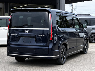 2022 Honda Stepwgn Spada VI, чёрный, 2085005 рублей, вид 4