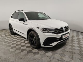 2021 Volkswagen Tiguan II Рестайлинг, белый, 3400000 рублей, вид 3