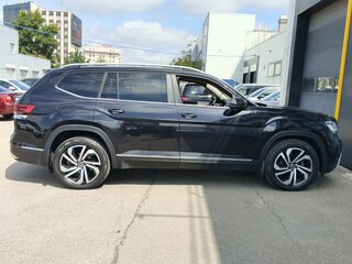 2021 Volkswagen Teramont I Рестайлинг, чёрный, 2620000 рублей, вид 4