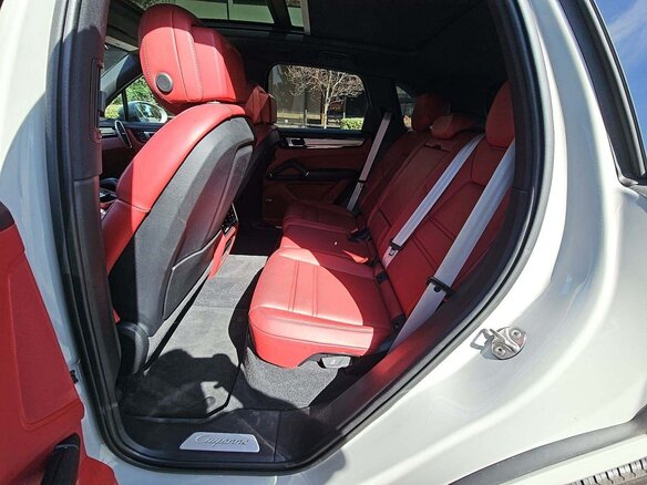 2022 Porsche Cayenne S III, серый, 9500000 рублей - вид 7