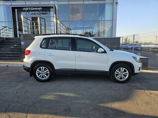2014 Volkswagen Tiguan I Рестайлинг, белый, 1390000 рублей, вид 4
