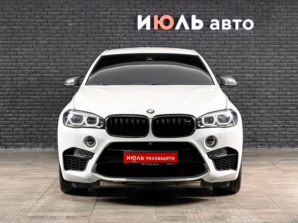 2015 BMW X6 M II (F86), белый, 3500000 рублей - вид 2