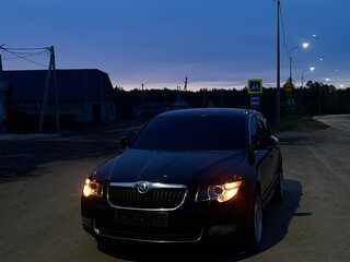 2010 Skoda Superb II, чёрный, 1100000 рублей, вид 1