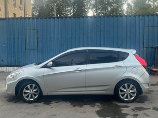 2014 Hyundai Solaris I, серебристый, 900000 рублей, вид 5