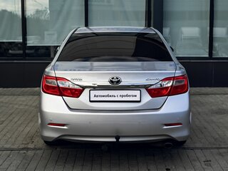 2013 Toyota Camry VII (XV50), серый, 1374000 рублей, вид 4
