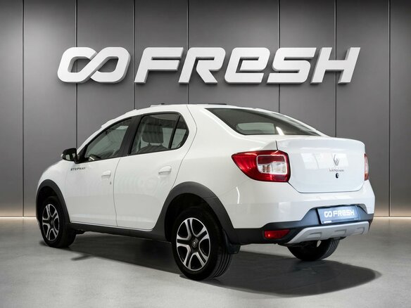 2022 Renault Logan Stepway II Рестайлинг, белый, 1370000 рублей - вид 1