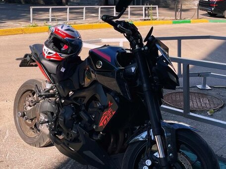 2018 Yamaha MT-09 (FZ-09), чёрный, 750000 рублей, вид 1