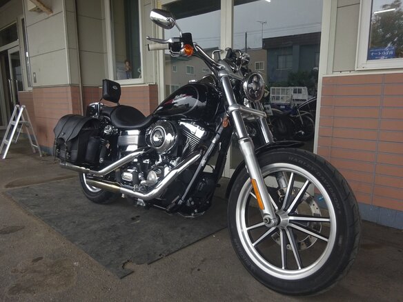 2011 Harley-Davidson Dyna Low Rider, чёрный, 946000 рублей - вид 3
