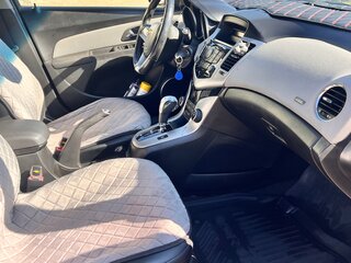 2012 Chevrolet Cruze I, белый, 750000 рублей, вид 5