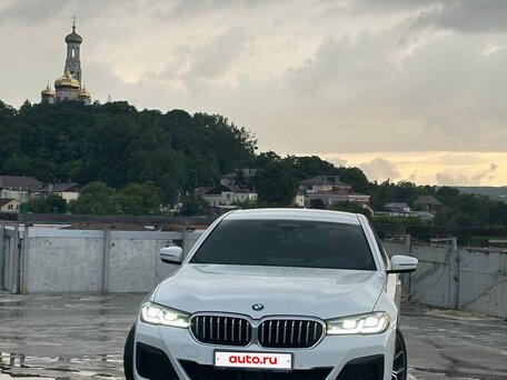 2020 BMW 5 серии 530d xDrive VII (G30/G31/G38) Рестайлинг, белый, 7200000 рублей, вид 1