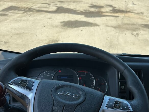 2020 JAC N80, белый, 1600000 рублей - вид 5
