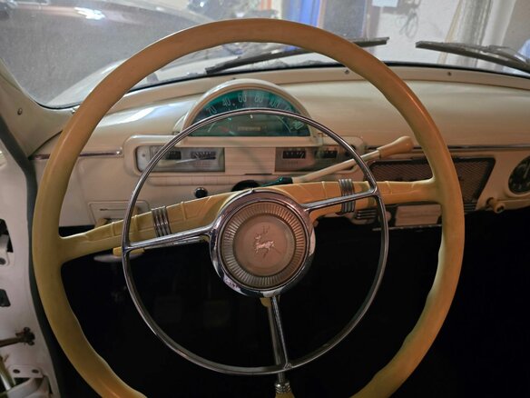 1965 ГАЗ 21 «Волга» 21Р, бежевый, 800000 рублей - вид 12