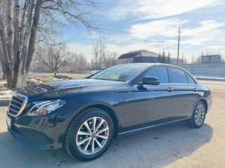 2018 Mercedes-Benz E-Класс 200 V (W213, S213, C238), чёрный, 2230000 рублей, вид 1