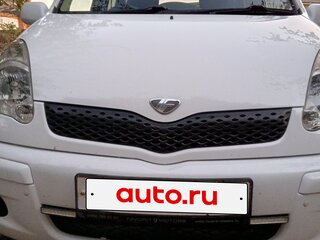 2004 Toyota FunCargo, белый, 460000 рублей, вид 2