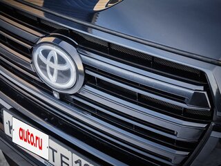 2016 Toyota Land Cruiser 200 Series Рестайлинг 2, чёрный, 6300000 рублей, вид 5