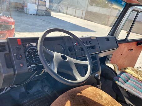 1996 Mercedes-Benz 609D, белый, 410000 рублей, вид 5