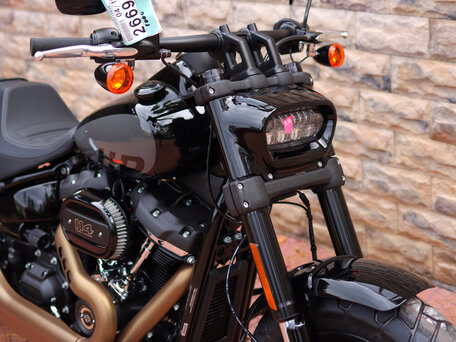 2023 Harley-Davidson Fat Bob, чёрный, 2350000 рублей, вид 4