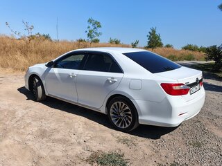 2012 Toyota Camry VII (XV50), белый, 1500000 рублей, вид 5
