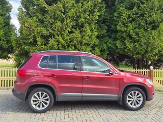 2011 Volkswagen Tiguan I Рестайлинг, красный, 1500000 рублей, вид 2