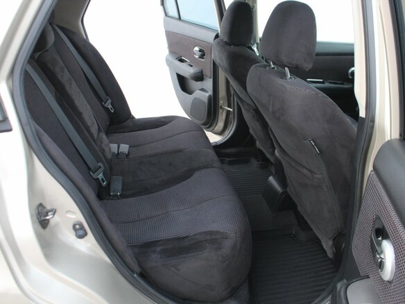 2010 Nissan Tiida I Рестайлинг, бежевый, 760000 рублей - вид 11