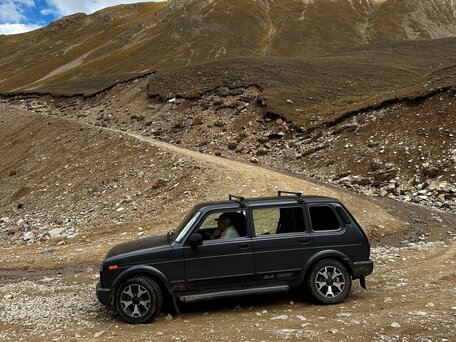 2019 Lada (ВАЗ) 2131 (4x4) Urban I Рестайлинг (2020), серый, 600000 рублей, вид 4