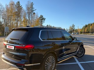 2022 BMW X7 40i I (G07), чёрный, 10200000 рублей, вид 3