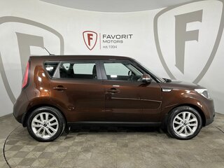 2018 Kia Soul II Рестайлинг, коричневый, 1399000 рублей, вид 4