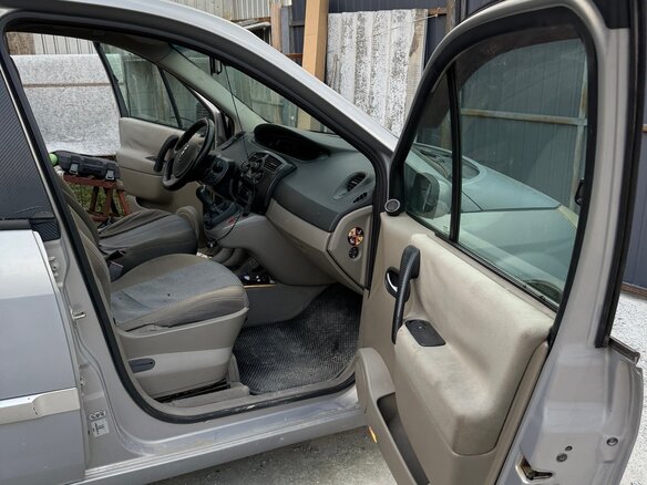 2004 Renault Scenic II, серый - вид 4