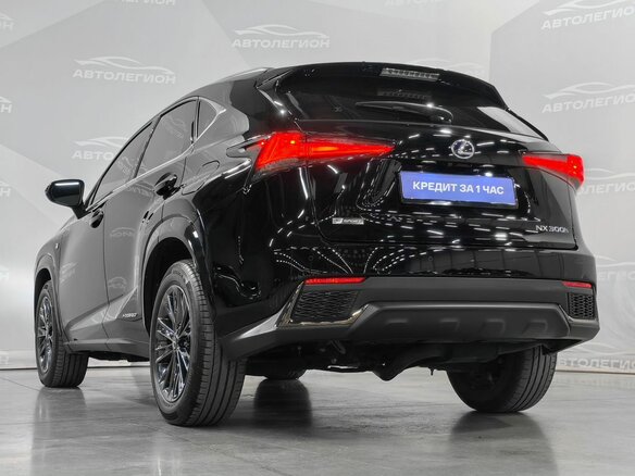 2020 Lexus NX 300h I Рестайлинг, чёрный, 4250000 рублей - вид 30
