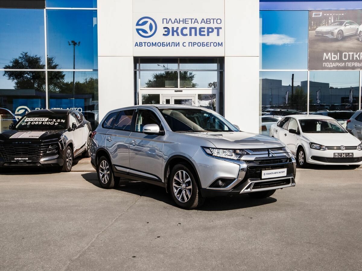 Открыть фотографии: Mitsubishi Outlander III Рестайлинг 3