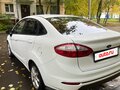 2015 Ford Fiesta Mk6 Рестайлинг, белый, 850000 рублей - вид 5