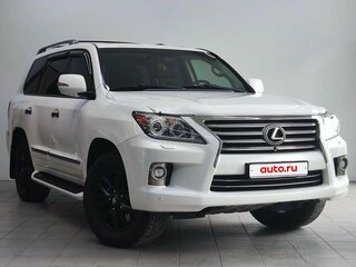 2013 Lexus LX 570 III Рестайлинг, белый, 4270000 рублей, вид 3
