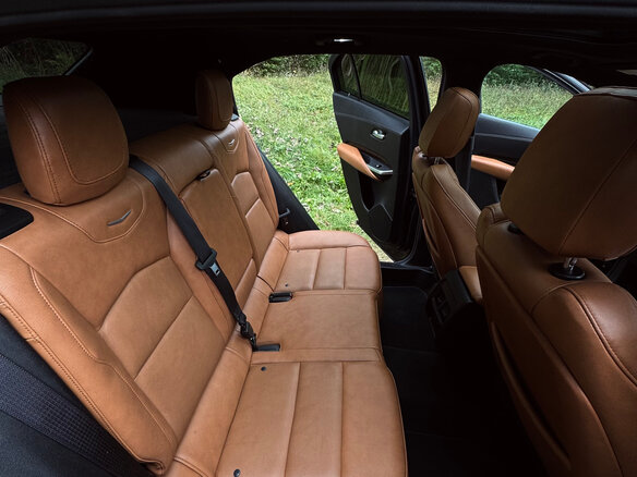 2021 Cadillac XT4 I, чёрный, 2398000 рублей - вид 15