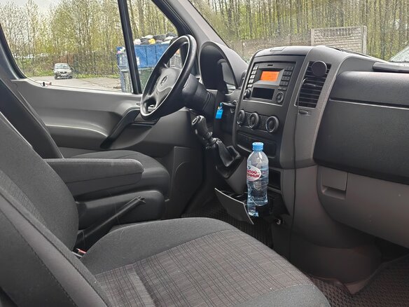 2014 Mercedes-Benz Sprinter, серый, 3500000 рублей - вид 2