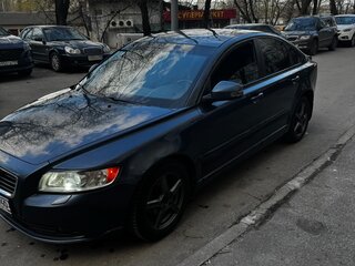 2010 Volvo S40 II Рестайлинг, синий, 700000 рублей, вид 1