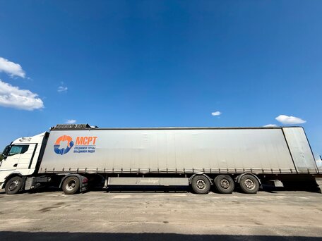 2019 Meusburger Тентованный полуприцеп, чёрный, 2500000 рублей, вид 1