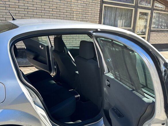 2008 Renault Megane II Рестайлинг, серый, 330000 рублей - вид 11