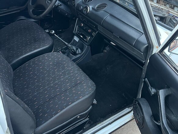 1998 Lada (ВАЗ) 2106, белый - вид 3